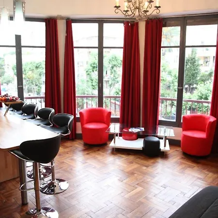 Apartment Cosy Spacious Apartment, Terrace -hypercentre